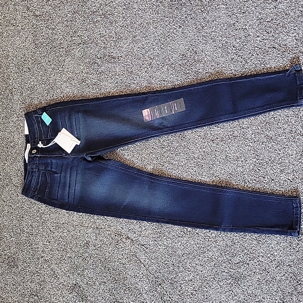 KanCan sz 23 Midrise Skinny Jeans nwt